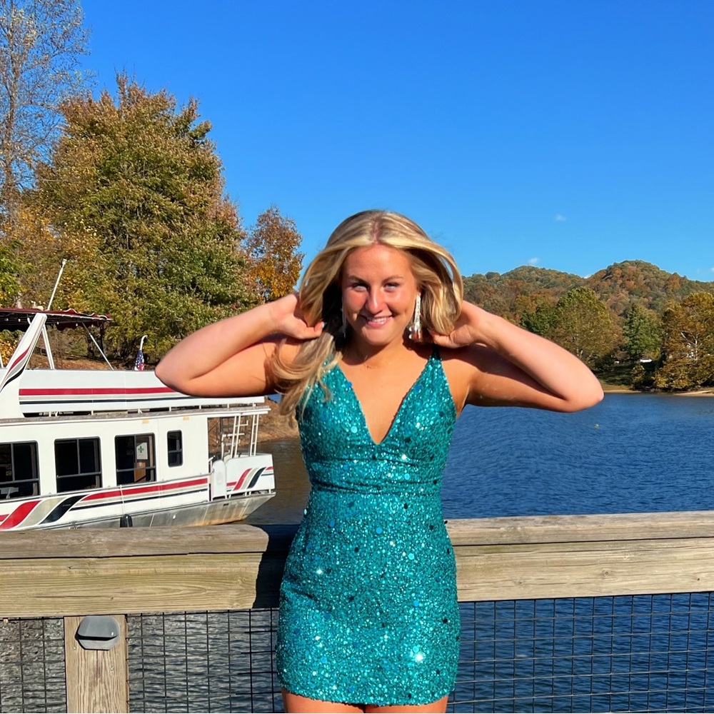 Aleta hoco dress, teal, worn once. size 14, protective storage.